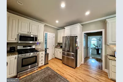 4421 Lucerne Place SW, Lilburn, GA 30047 - Photo 18
