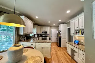 4421 Lucerne Pl SW, Lilburn, GA 30047 - Photo 16