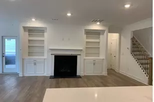 2910 Beaver Dm Ln, Gainesville, GA 30507 - Photo 2