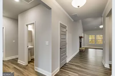 131 Holtz Drive, Carrollton, GA 30117 - Photo 4