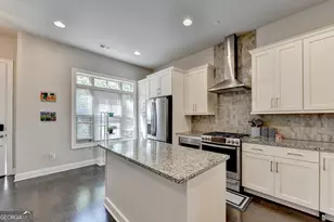 4245 Deming Cir, Sandy Springs, GA 30342 - Photo 14
