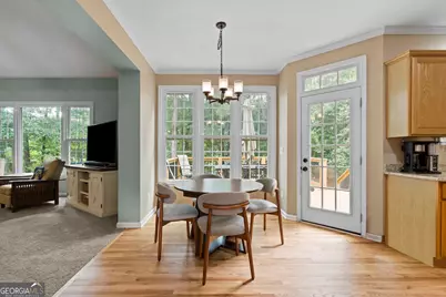 325 Trowbridge Lane, Lawrenceville, GA 30043 - Photo 8