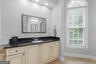 325 Trowbridge Ln, Lawrenceville, GA 30043 - Photo 30