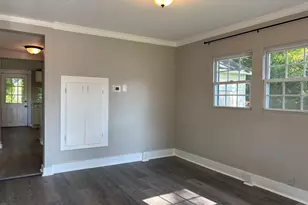 118 1/2 Alford St, Lagrange, GA 30240 - Photo 2