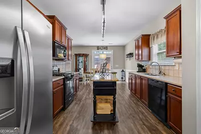 77 Lakeshore Parkway, Newnan, GA 30263 - Photo 16