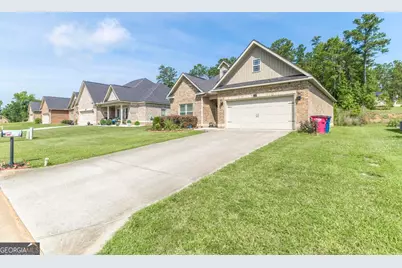 147 Summer Grove Lane, Macon, GA 31206 - Photo 2