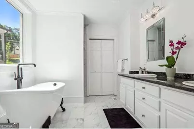 658 Timm Valley Road NE #1, Atlanta, GA 30305 - Photo 20