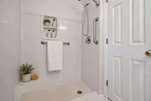 129 Springbrook Dr, Auburn, GA 30011 - Photo 32