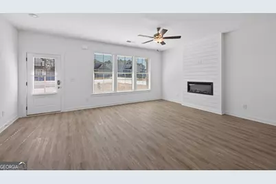 127 Royal Tern Lane, Warner Robins, GA 31093 - Photo 6