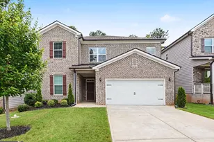 170 Glen Abbey Cir, Fairburn, GA 30213 - Photo 2