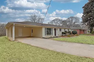 183 Pine St NE, Fairburn, GA 30213 - Photo 4