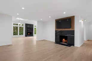 366 Blackland Rd NW, Atlanta, GA 30342 - Photo 18