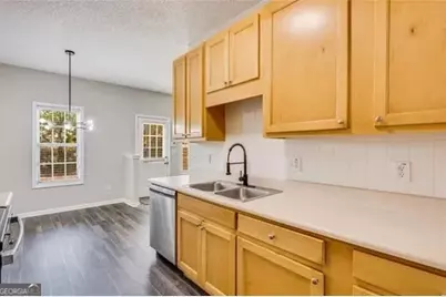 762 Commerce Boulevard, Riverdale, GA 30296 - Photo 10
