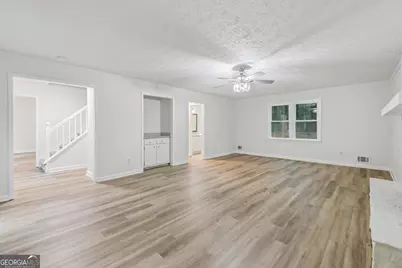 330 Benjamin Circle, Fayetteville, GA 30214 - Photo 4