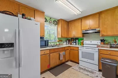 315 E Central Avenue, Griffin, GA 30223 - Photo 18