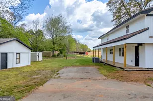 8606 Holly Springs Rd, Maysville, GA 30558 - Photo 10