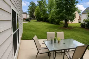 293 Hillcrest Ct, Hampton, GA 30228 - Photo 6