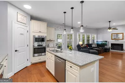 214 Cypress Lakes Drive, Bloomingdale, GA 31302 - Photo 16