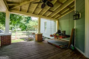 111 Banks St, Shady Dale, GA 31085 - Photo 14