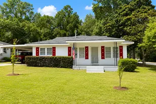 317 Peachtree Cir, Sylvania, GA 30467 - Photo 1