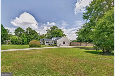 385 Lemans Drive, Bloomingdale, GA 31302 - Photo 8