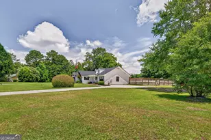385 Lemans Dr, Bloomingdale, GA 31302 - Photo 8