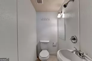 2484 Rhoanoke Dr, Duluth, GA 30096 - Photo 32