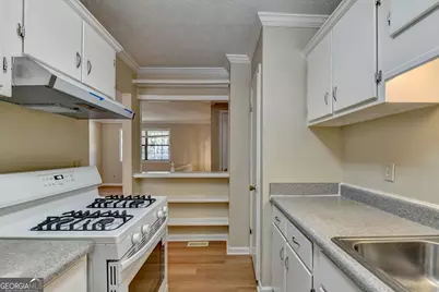 2484 Rhoanoke Drive, Duluth, GA 30096 - Photo 14