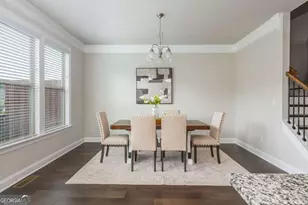 1391 Live Oak Ln, Atlanta, GA 30319 - Photo 16