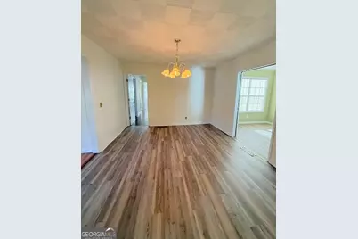 100 W Greenwood Drive, Carrollton, GA 30117 - Photo 2