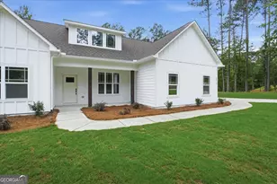 2474 Fischer Rd, Sharpsburg, GA 30277 - Photo 2