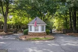 125 Wood Lake Dr, Athens, GA 30606 - Photo 2