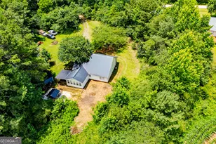 445 Gum Creek Cir, Roopville, GA 30170 - Photo 2