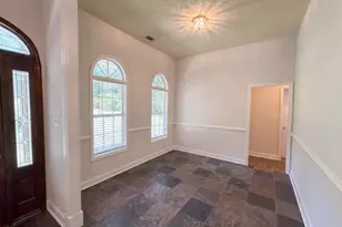 346 Carnation Dr, Social Circle, GA 30025 - Photo 4