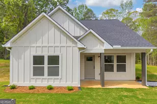 181 Lake Club Dr, Hartwell, GA 30643 - Photo 1