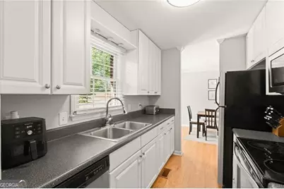 161 Brighten Court SW #3, Marietta, GA 30064 - Photo 4