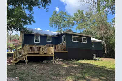 304 Pinewood Drive, Dublin, GA 31021 - Photo 2