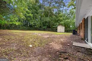5270 Longmeadow Ln, South Fulton, GA 30349 - Photo 22