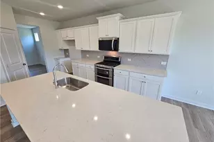 2722 Harbor Rdg Pass, Gainesville, GA 30507 - Photo 4