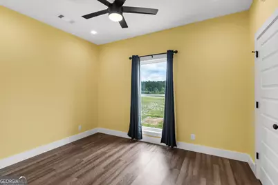 1370 Paris Avenue, Swainsboro, GA 30401 - Photo 24