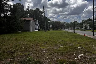 1101 E Anderson St, Savannah, GA 31404 - Photo 1