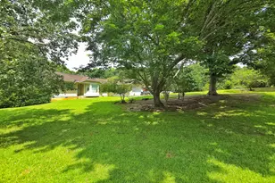 120 Aspen Lake Dr E, Newnan, GA 30263 - Photo 16