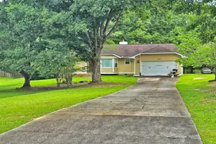 120 Aspen Lake Dr E, Newnan, GA 30263 - Photo 8