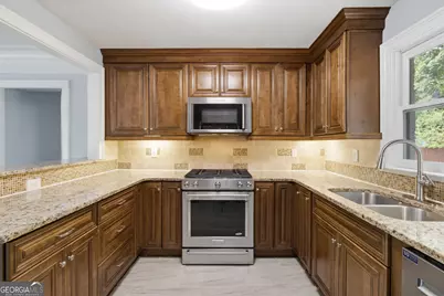 2090 Panstone Court SW, Marietta, GA 30060 - Photo 12