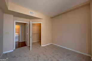 3040 Peachtree Rd NW, Atlanta, GA 30305 - Photo 14