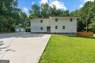 7326 Leland Ln, Jonesboro, GA 30236 - Photo 1