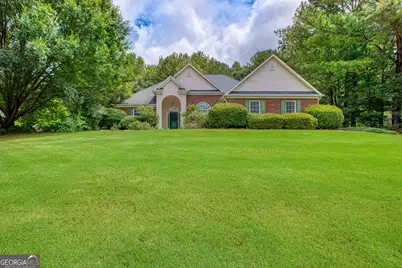 305 Surrey Park Drive, Fayetteville, GA 30215 - Photo 2