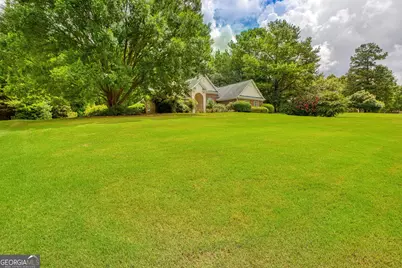 305 Surrey Park Drive, Fayetteville, GA 30215 - Photo 4