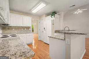 305 Surrey Park Dr, Fayetteville, GA 30215 - Photo 22