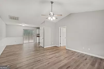 240 Spring Circle, Senoia, GA 30276 - Photo 4